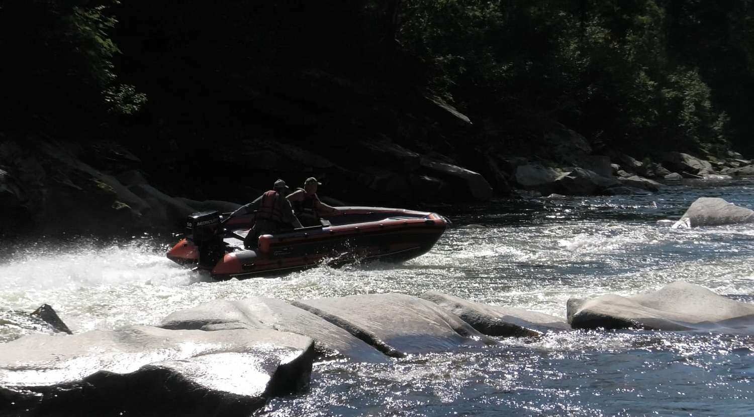 Летние тесты на горной реке Бельсу в Междуреченске