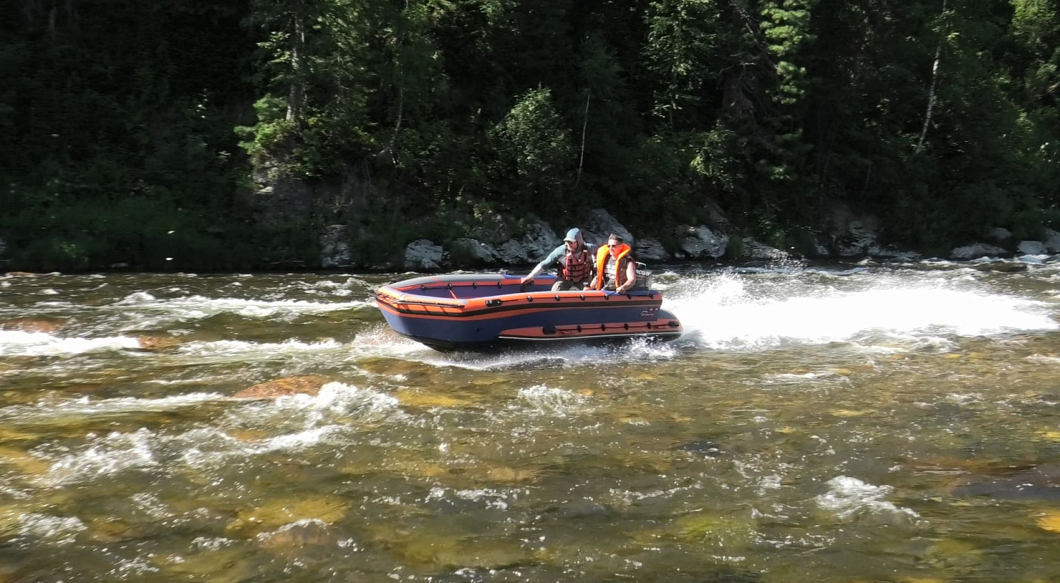 Летние тесты на горной реке Бельсу в Междуреченске