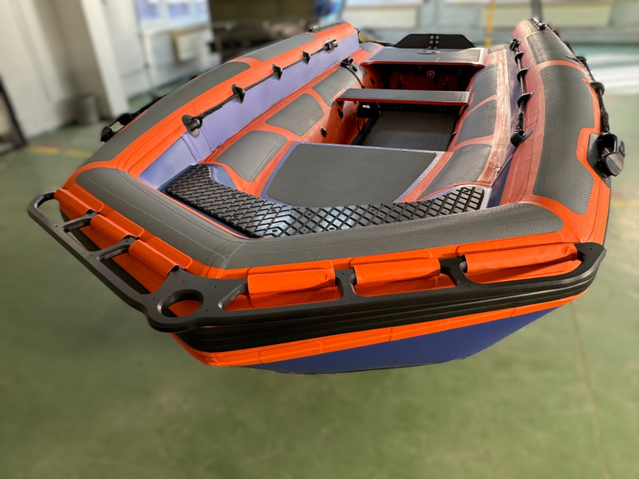 Лодка надувная с жестким дном А-490 Jet Риб